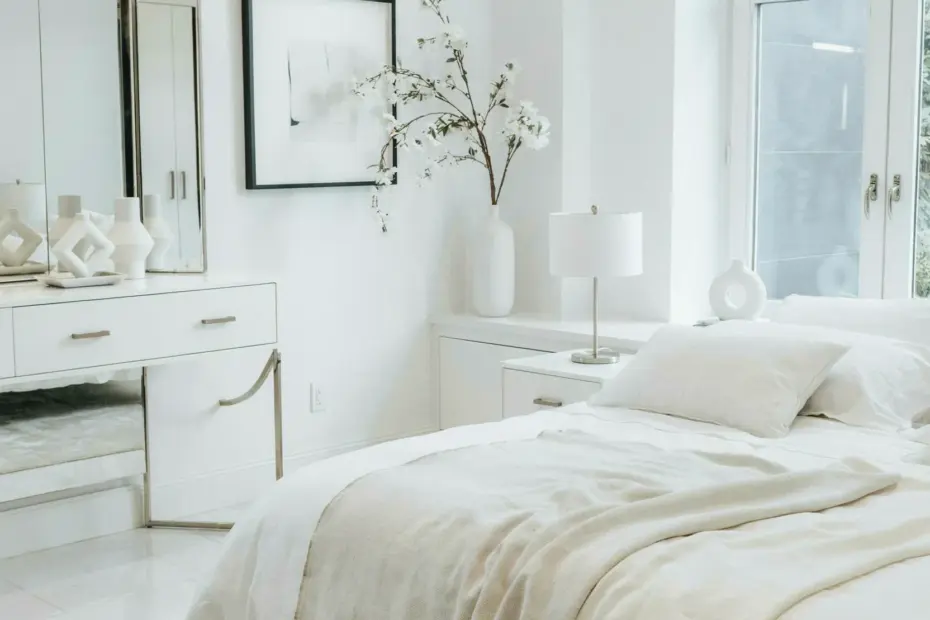 Modern Bathroom Vanity Styled with Candlelight & Natural Tones | Cozy Decor Ideas